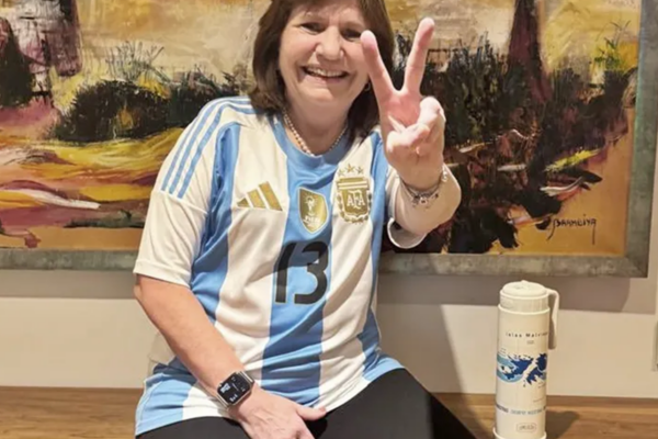 LA POLÍTICA ARGENTINA SE UNIÓ A LA FIESTA: LAS REACCIONES DE MILEI, KI...